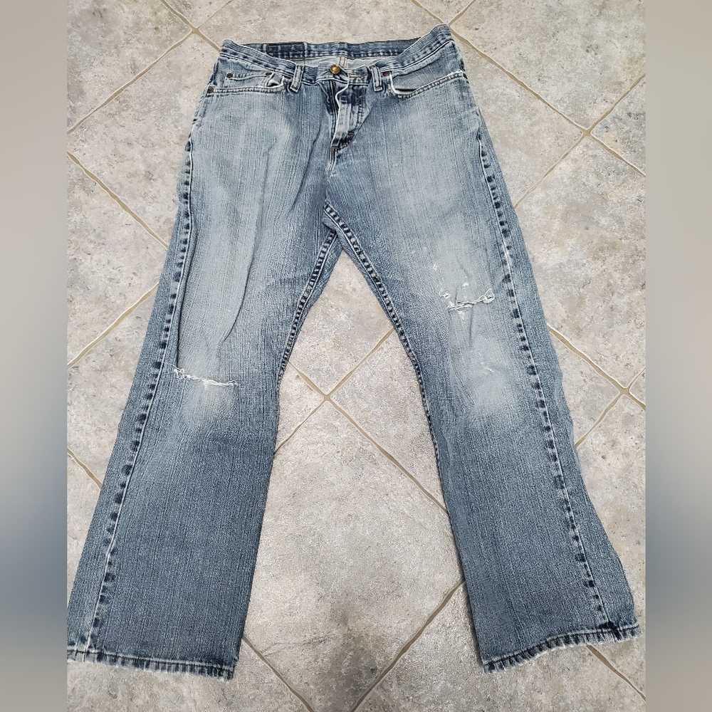 Wrangler Light Blue Relax Straight Jeans for Men